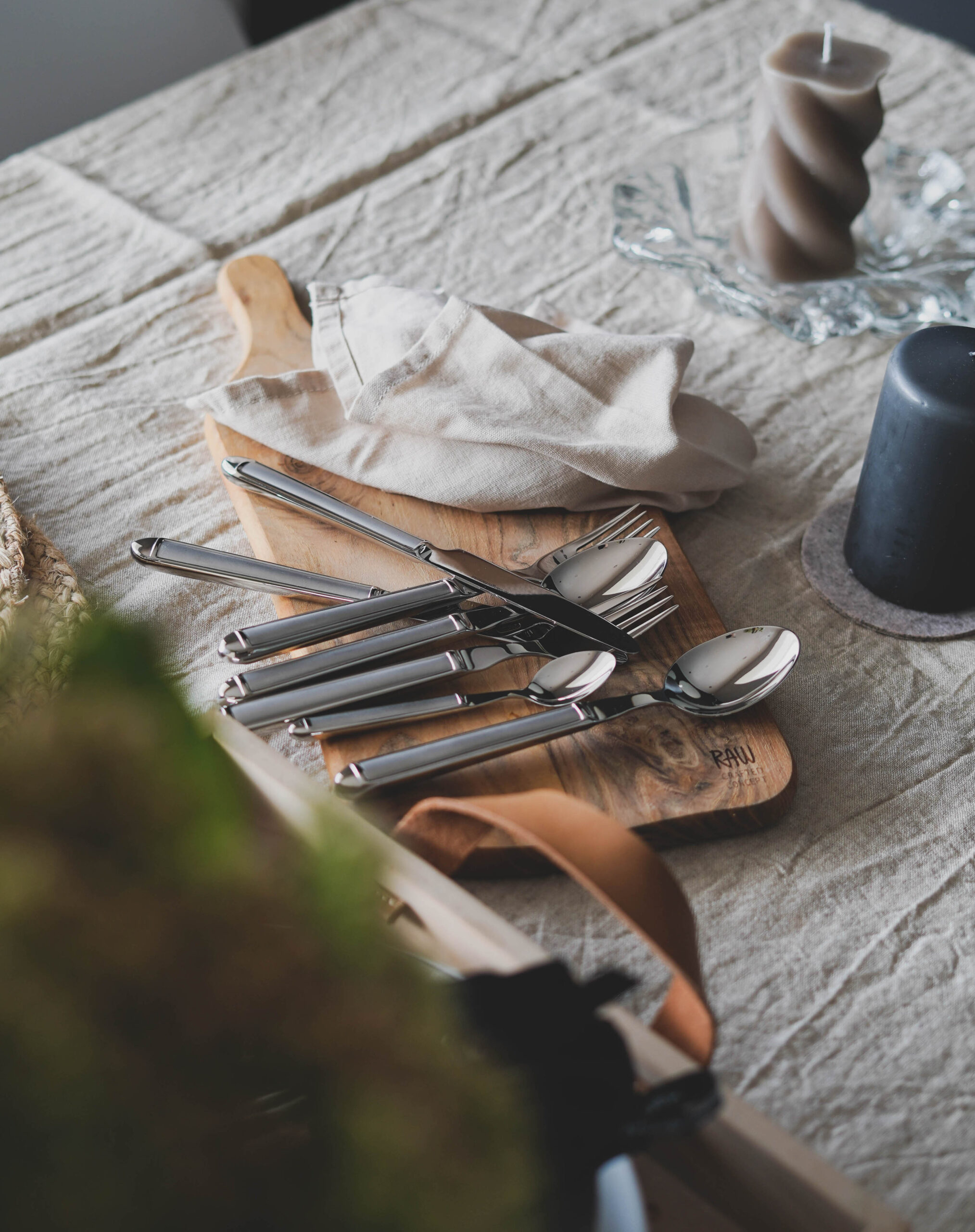 Nora bestikksett bordekking